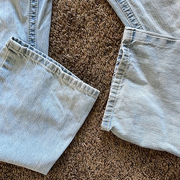 ARIAT M-4 LOW RISE BOOTCUT JEANS - Picture 2 of 8